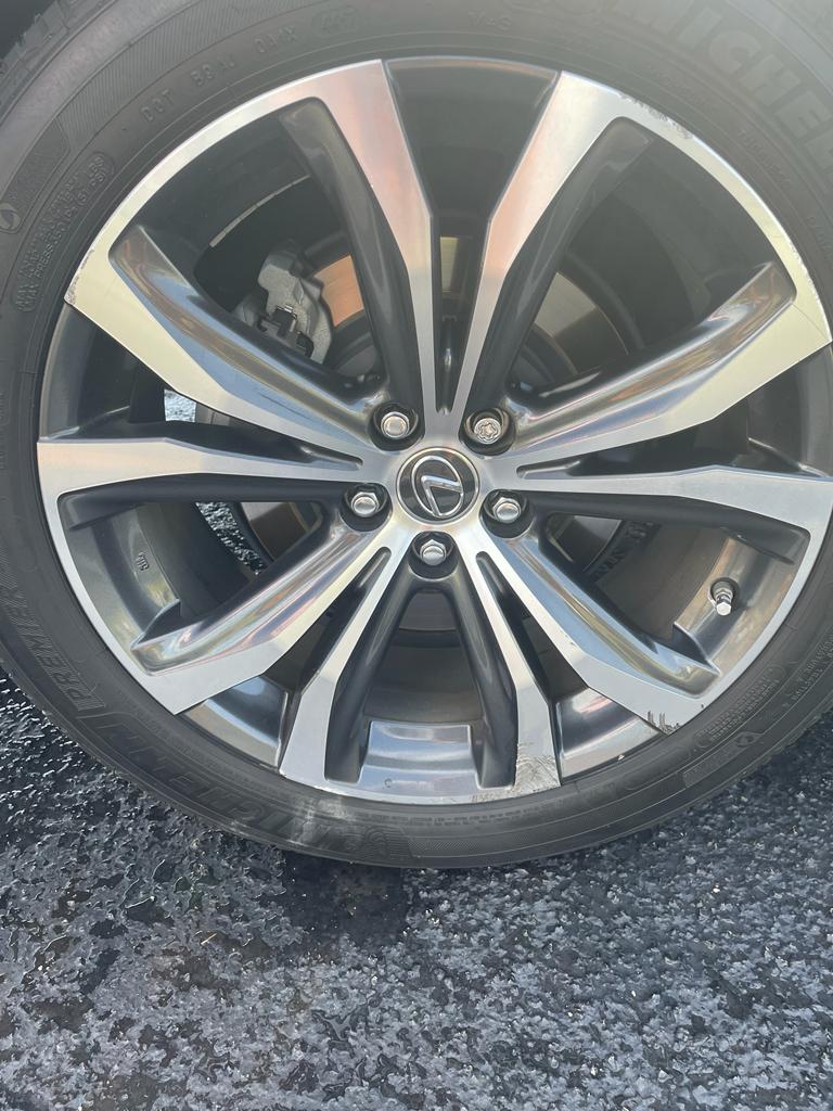 Wheel Curb Rash Repair